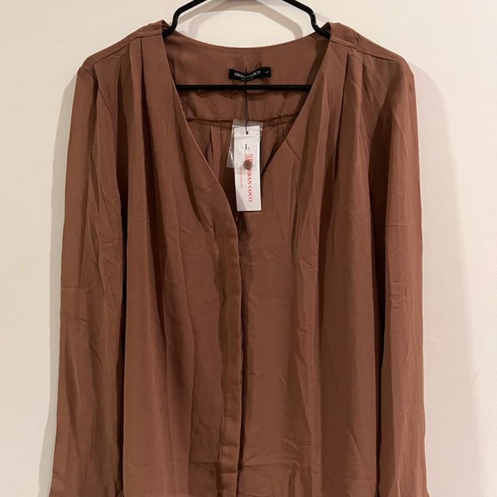 Urban CoCo Womens V Neck Ruffled Shoulder Business Causal Chiffon Blouse Button